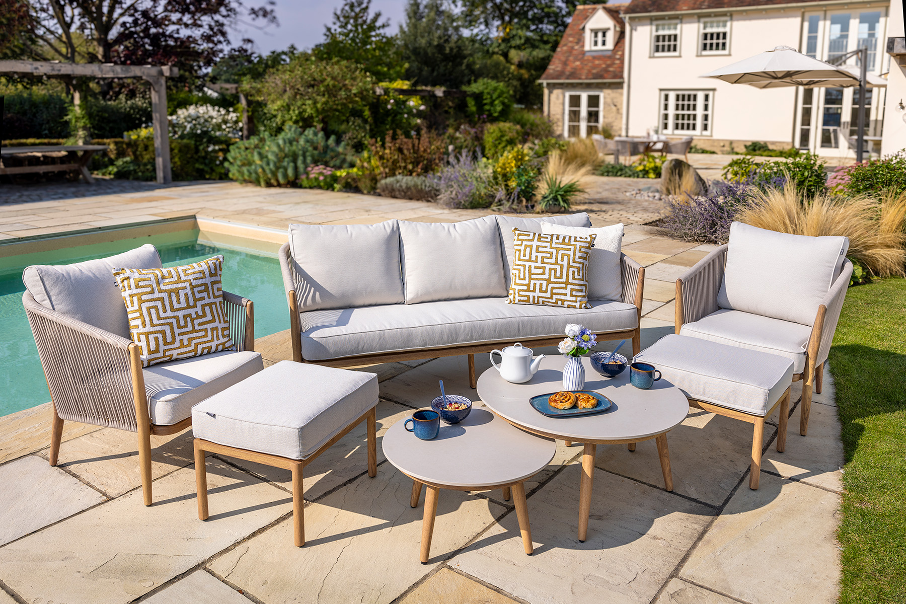 Portico 3 Seat Lounge Set